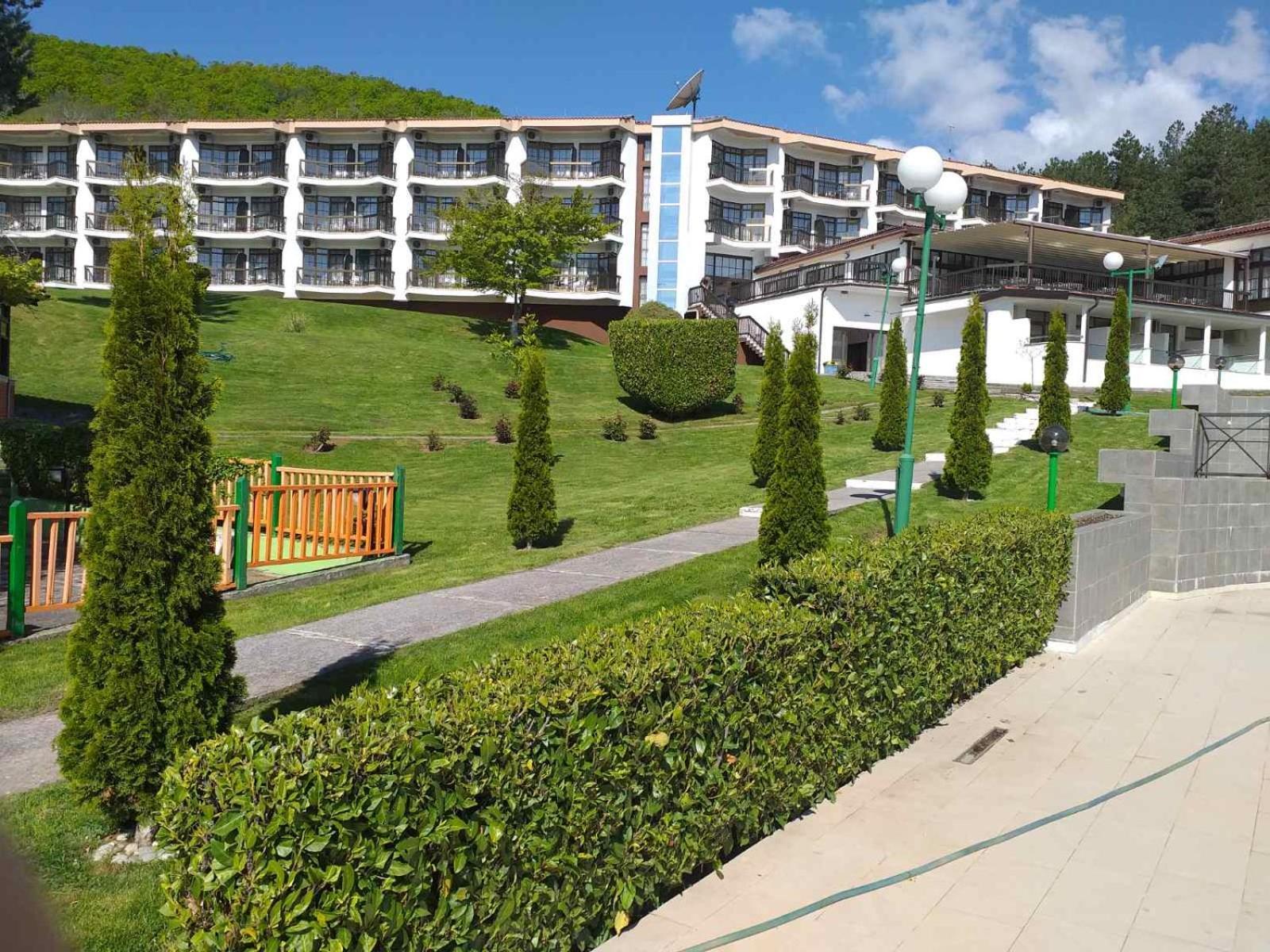 Hotel Makpetrol 斯特鲁加 外观 照片